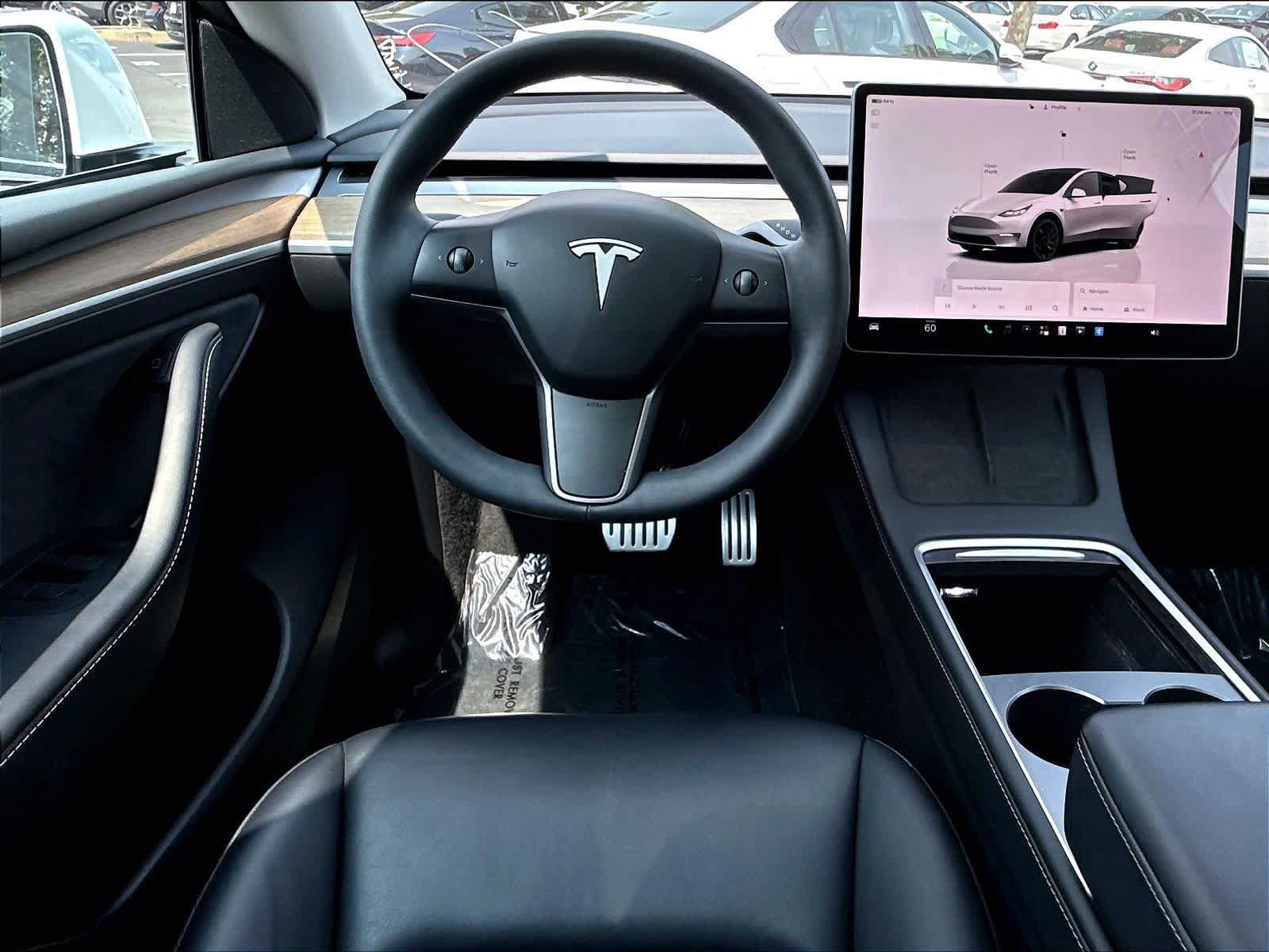 Used 2023 Tesla Model Y Performance AWD/4WD image 11