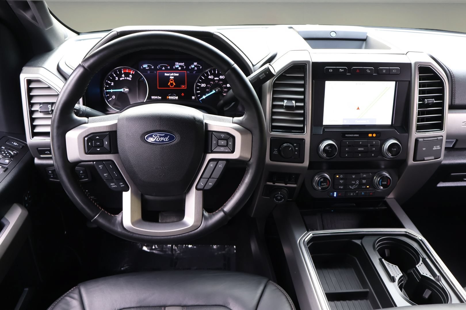 Used 2020 Ford F250 Platinum w/ Tremor Off-Road Package AWD/4WD image 15