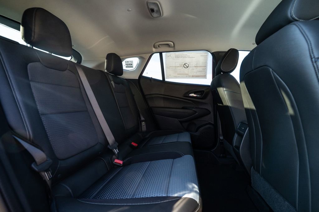 New 2026 Chevrolet Trax LT image 15