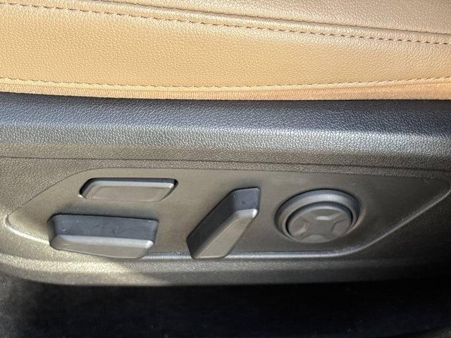 Used 2025 Kia Sorento SX Prestige w/ Olive Brown Leather Package image 20