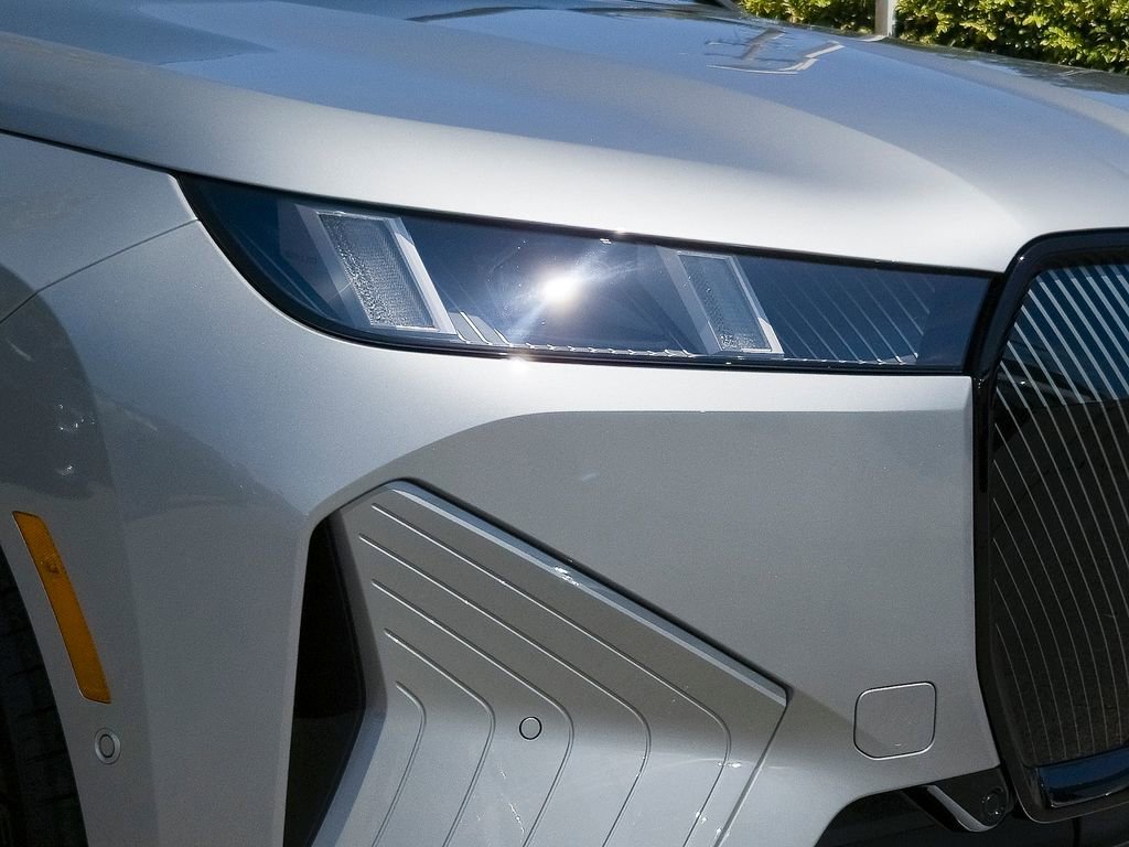 New 2026 BMW iX xDrive45 image 5