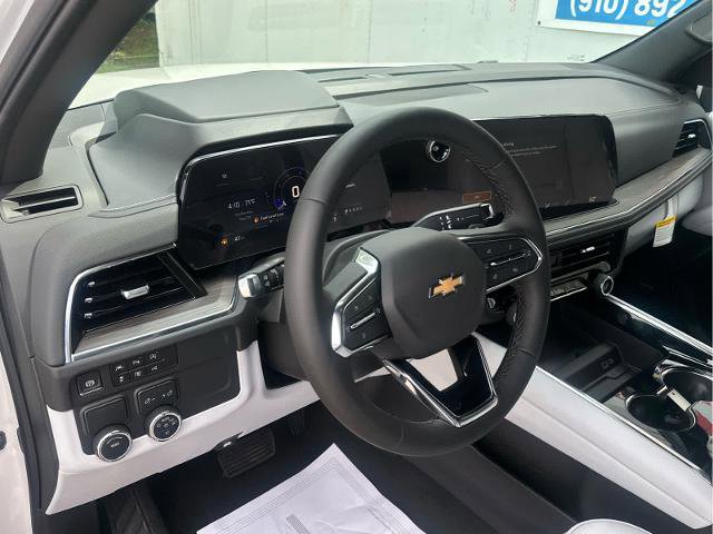 New 2025 Chevrolet Suburban Premier image 29