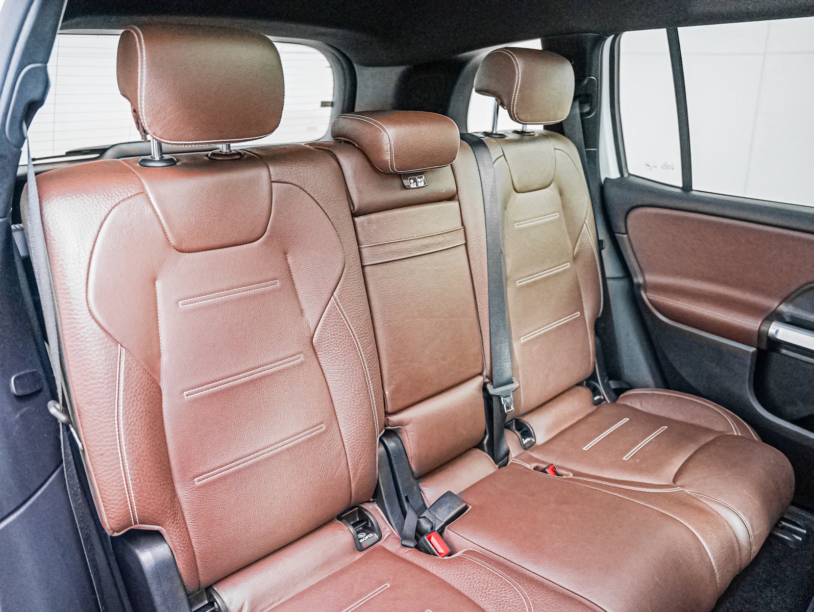 Certified 2023 Mercedes-Benz GLB 250 4MATIC image 14