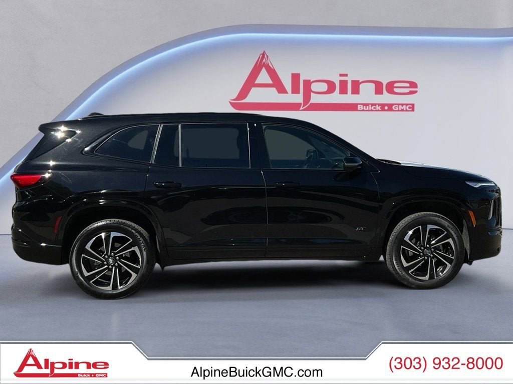 Used 2025 Buick Enclave Sport Touring AWD/4WD image 6