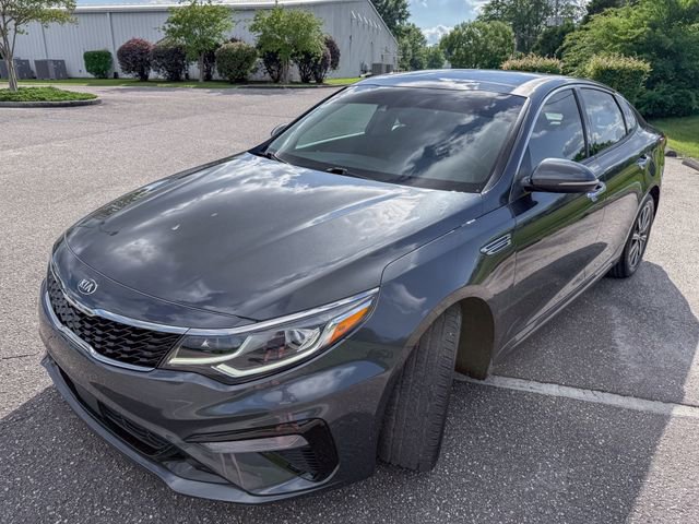 Used 2020 Kia Optima Premium FWD image 9