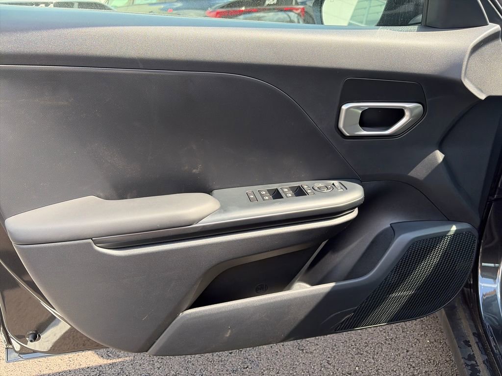 New 2026 Kia K4 FWD image 15