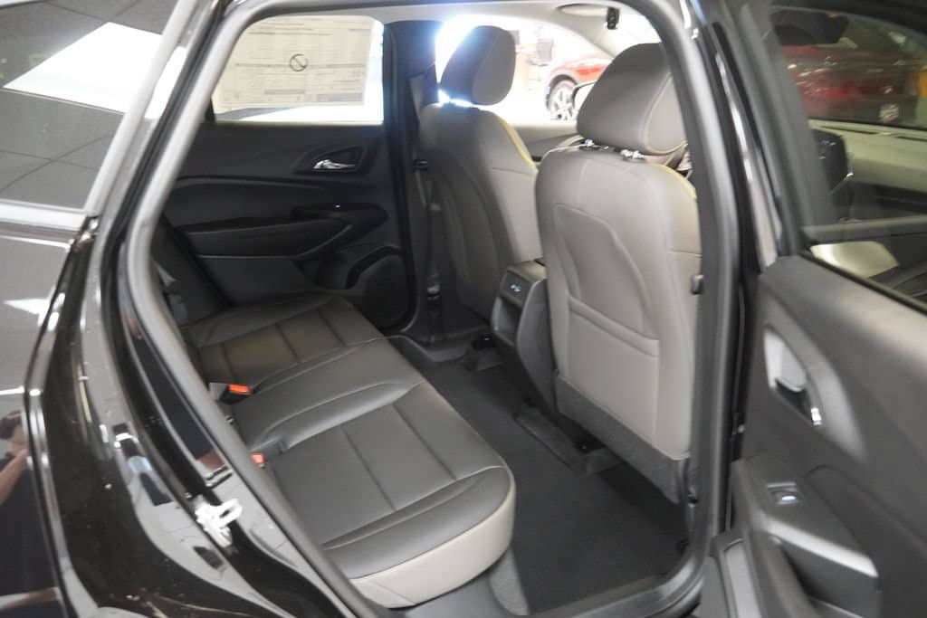 New 2026 Chevrolet Trax ACTIV w/ Driver Confidence Package FWD image 20