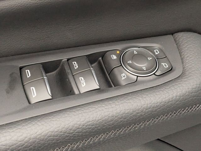 Certified 2025 GMC Yukon Denali image 12