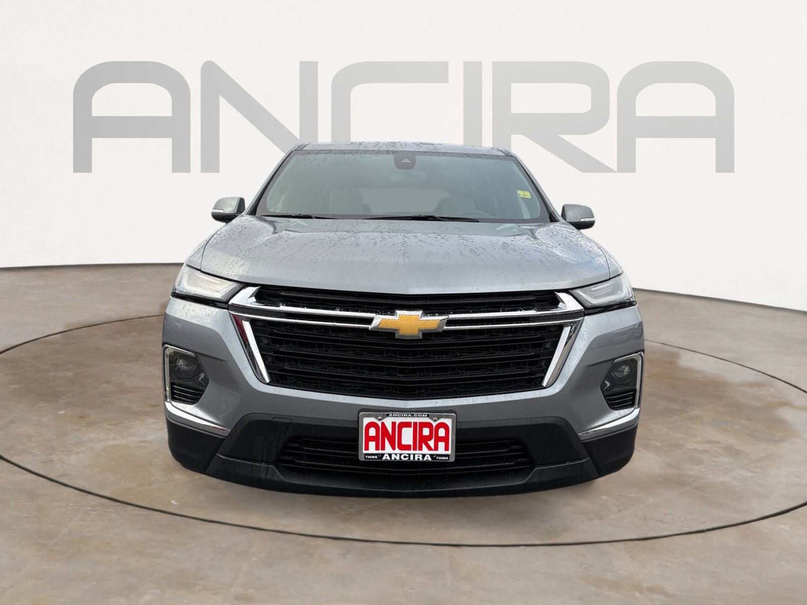 Used 2023 Chevrolet Traverse LS w/ Safety Package image 5