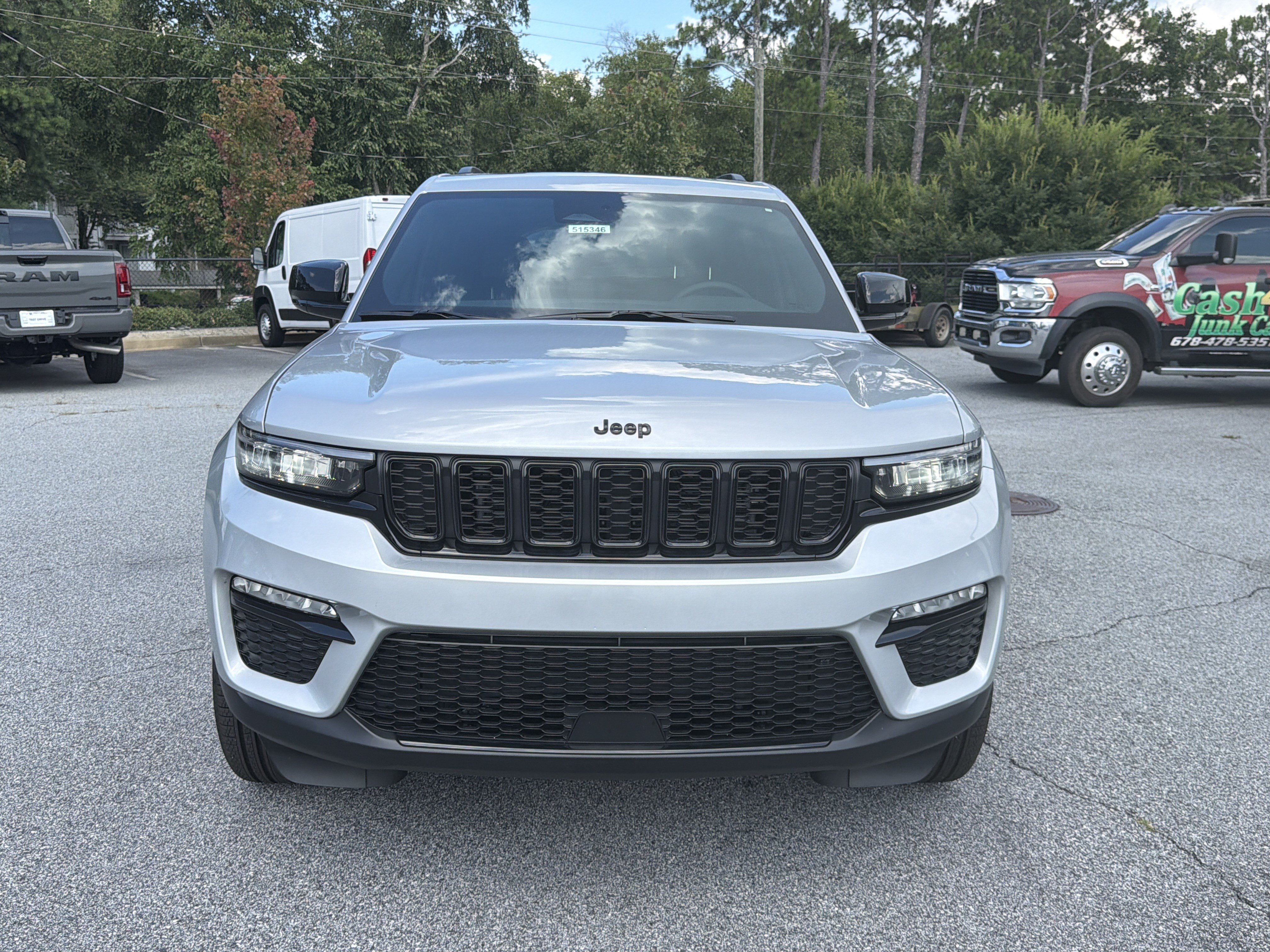 New 2025 Jeep Grand Cherokee Limited w/ Black Appearance Package RWD image 2