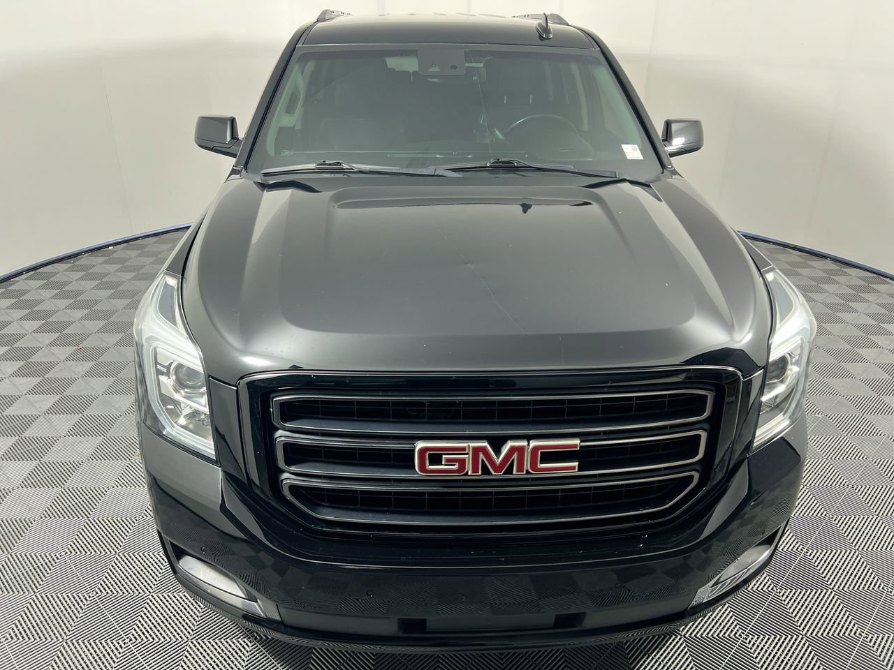 Used 2019 GMC Yukon SLT w/ Graphite Edition RWD image 8