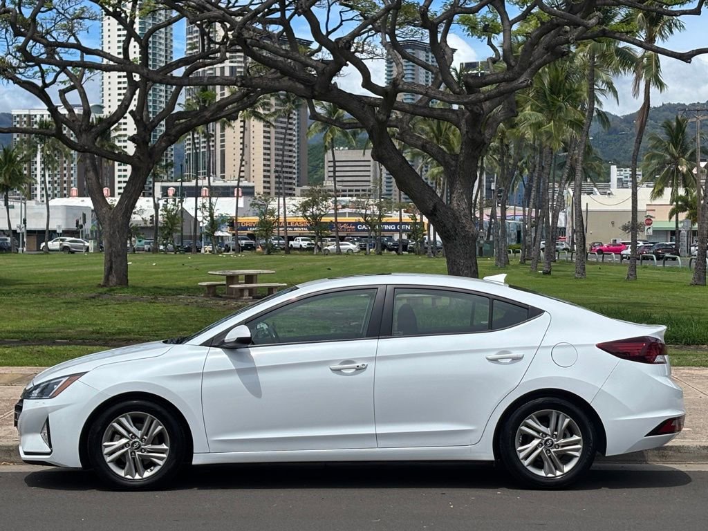 Used 2019 Hyundai Elantra Value Edition w/ Cargo Package FWD image 2