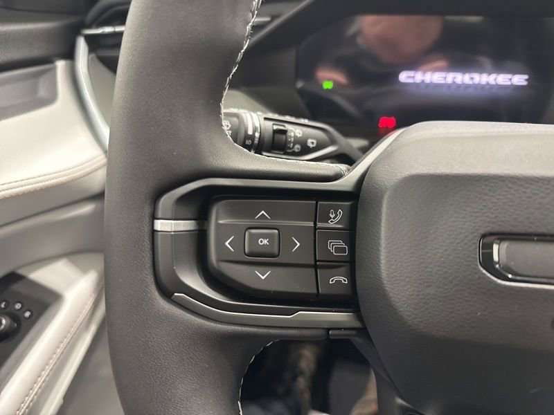 New 2026 Jeep Cherokee Limited image 27