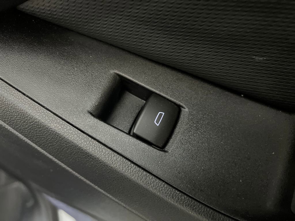 Used 2026 Chevrolet Equinox LT FWD image 20