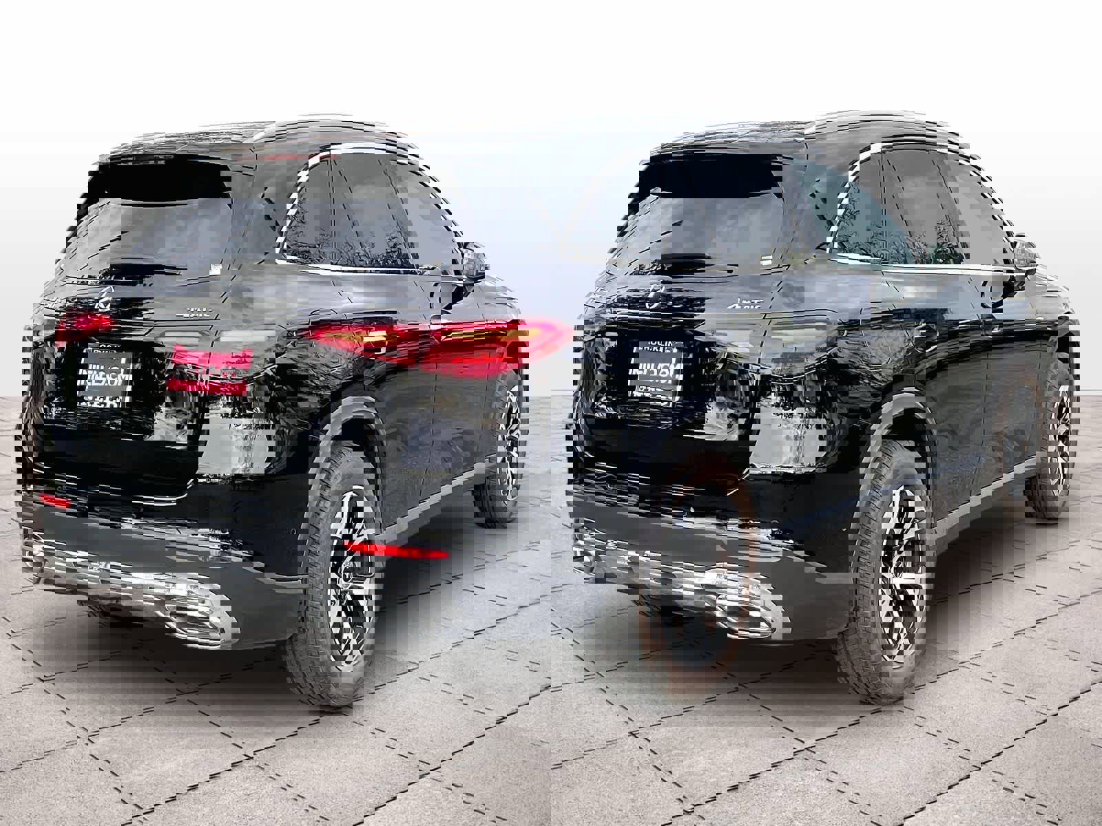 Used 2025 Mercedes-Benz GLC 350e 4MATIC image 14