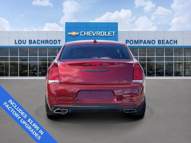 Used 2021 Chrysler 300 Touring L RWD image 4
