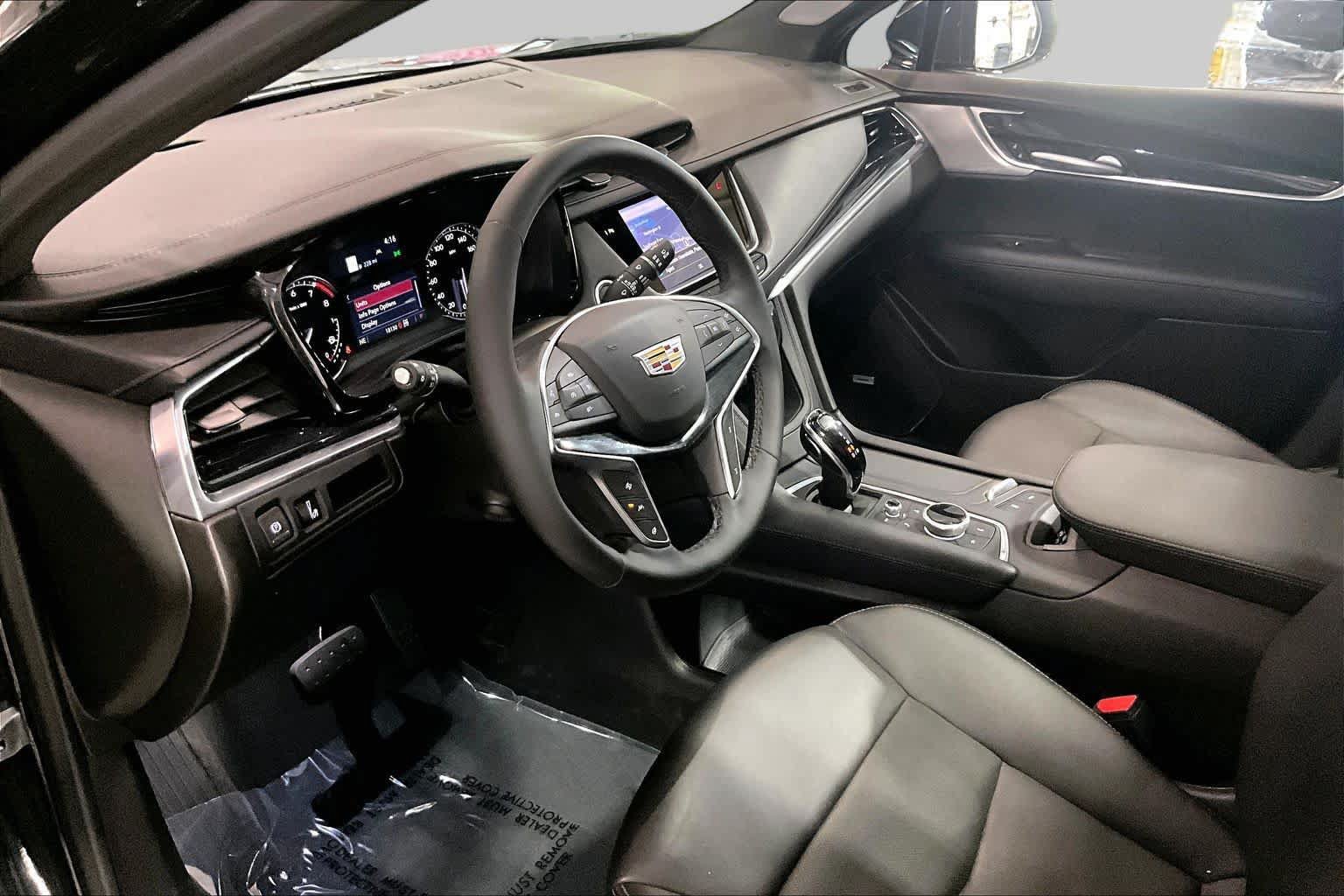 Used 2025 Cadillac XT5 Premium Luxury AWD/4WD image 18