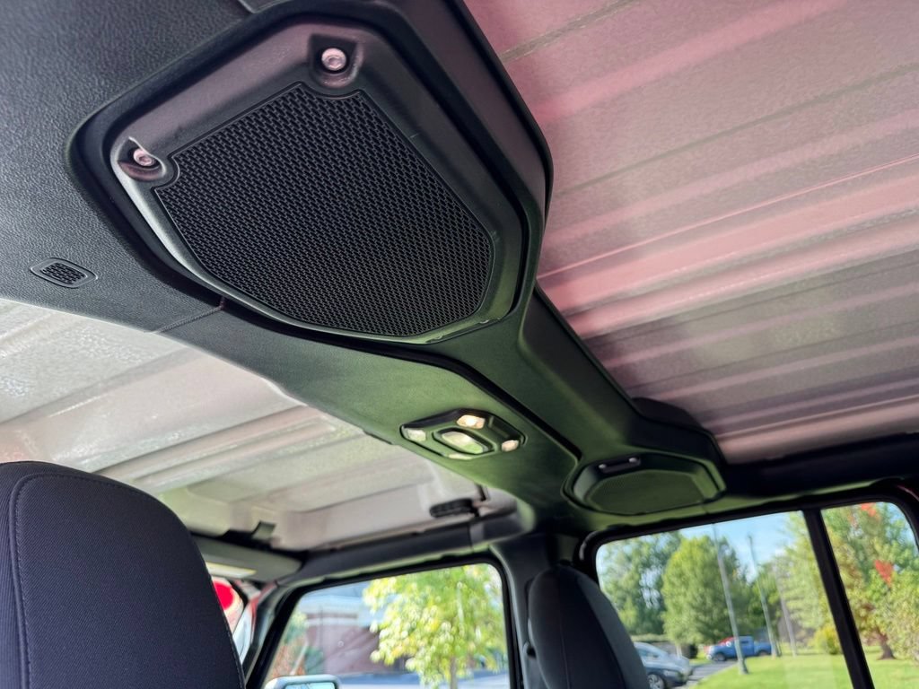 Used 2021 Jeep Gladiator Sport AWD/4WD image 26