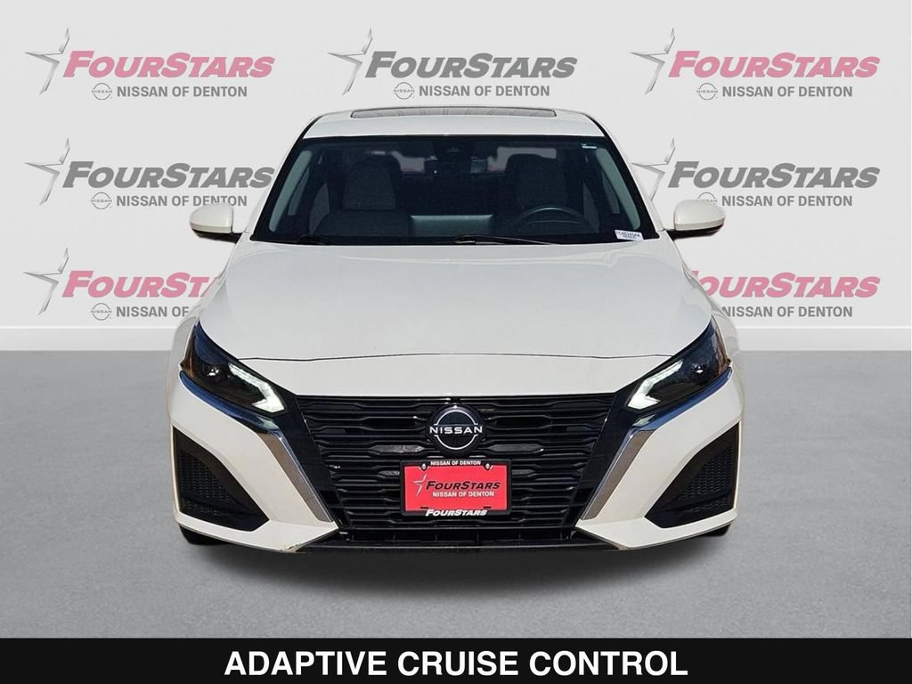 Used 2024 Nissan Altima 2.5 SL FWD image 10