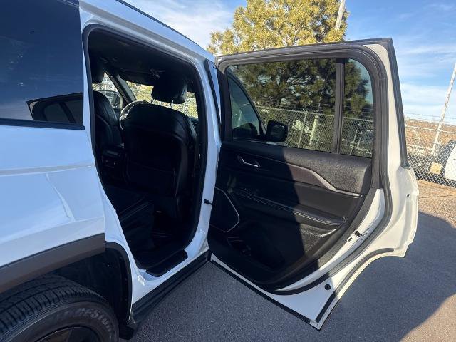 Used 2021 Jeep Grand Cherokee L Laredo image 23