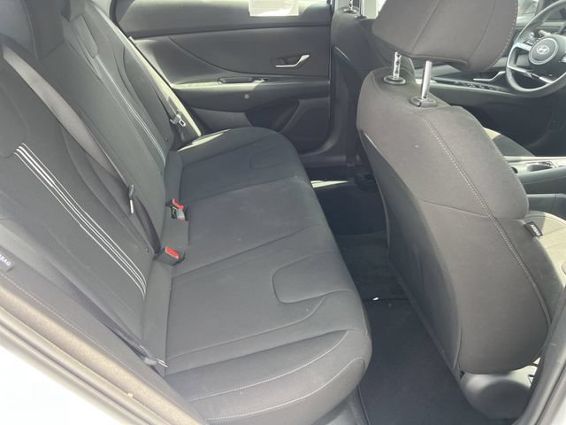 Used 2026 Hyundai Elantra Hybrid FWD image 15