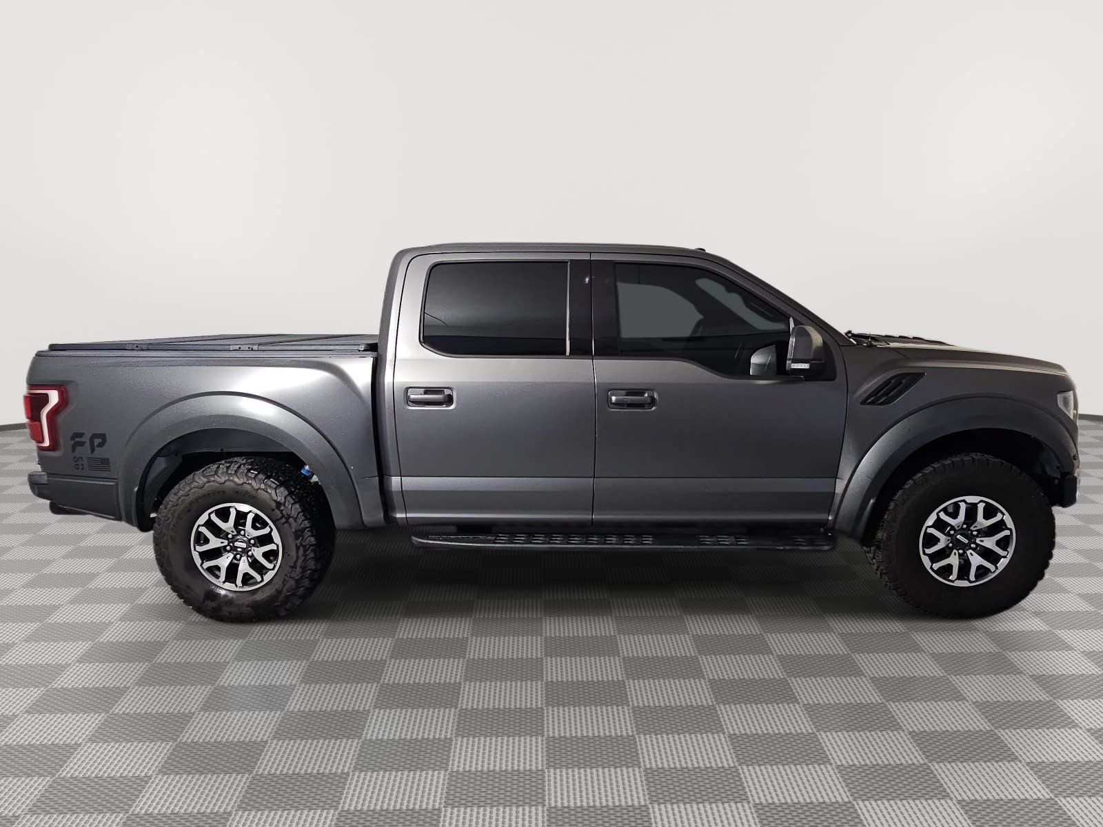 Used 2018 Ford F150 Raptor w/ Equipment Group 802A Luxury AWD/4WD image 9