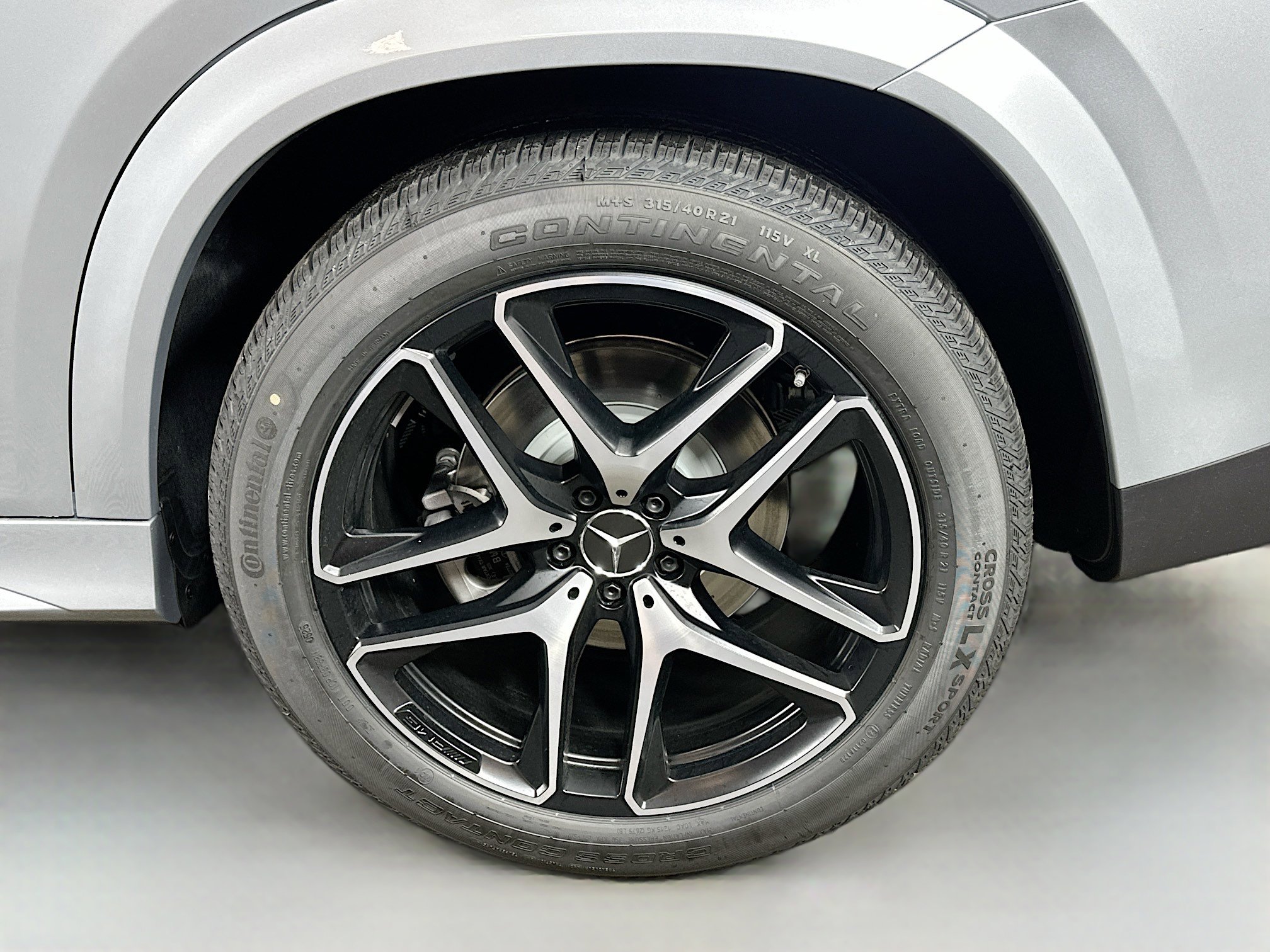New 2026 Mercedes-Benz GLE 53 AMG 4MATIC Coupe image 33