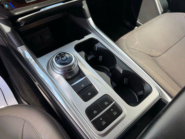 Used 2020 Ford Explorer Limited image 11