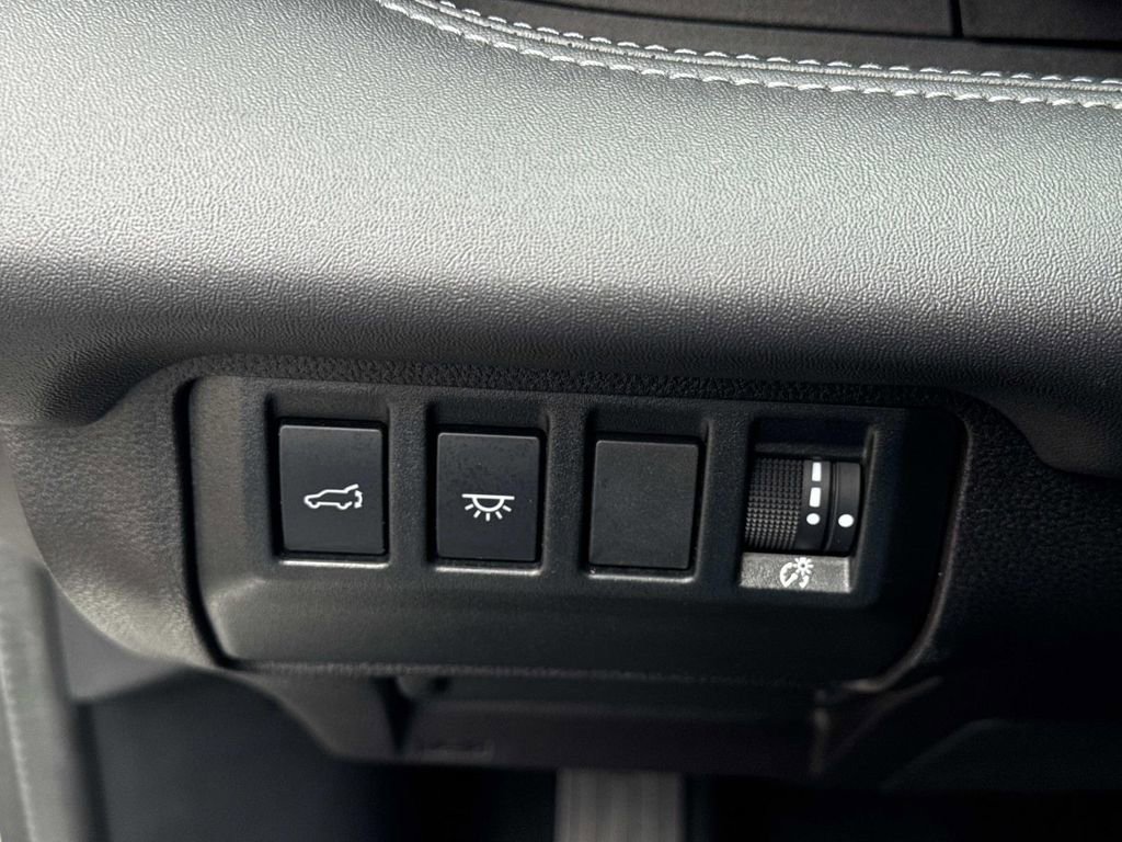 Used 2024 Subaru Ascent Touring AWD/4WD image 31