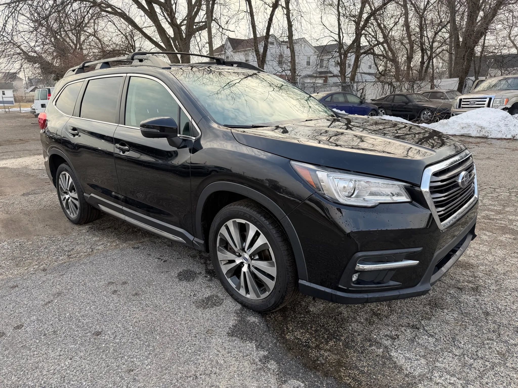 Used 2019 Subaru Ascent Limited image 1