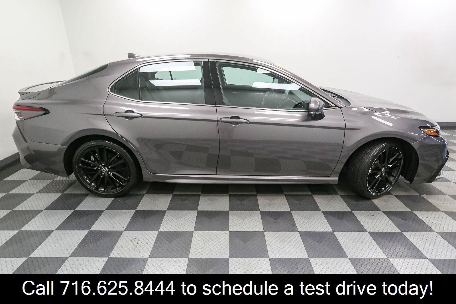 Used 2024 Toyota Camry XSE FWD image 7