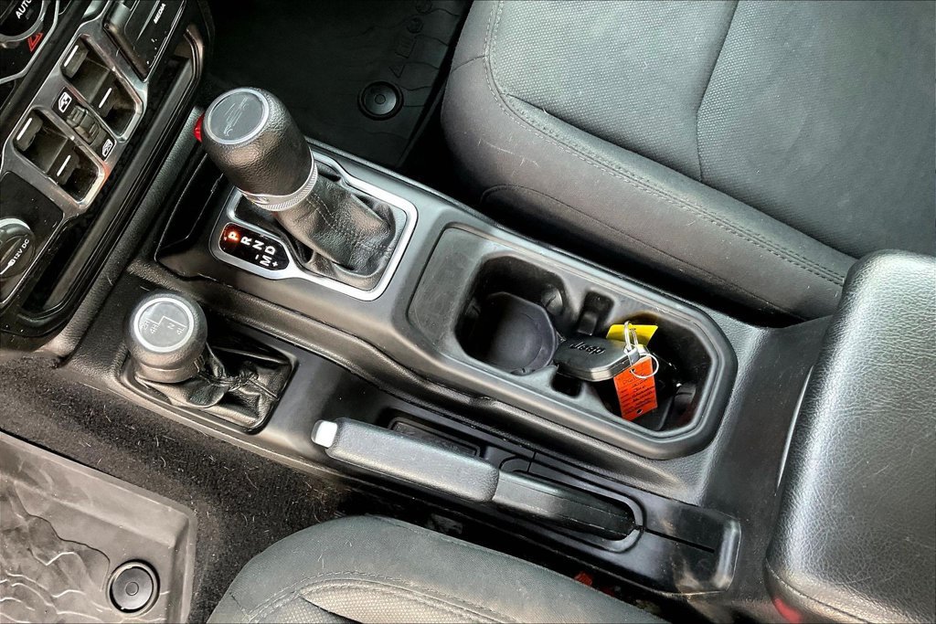 Used 2022 Jeep Gladiator Sport AWD/4WD image 19