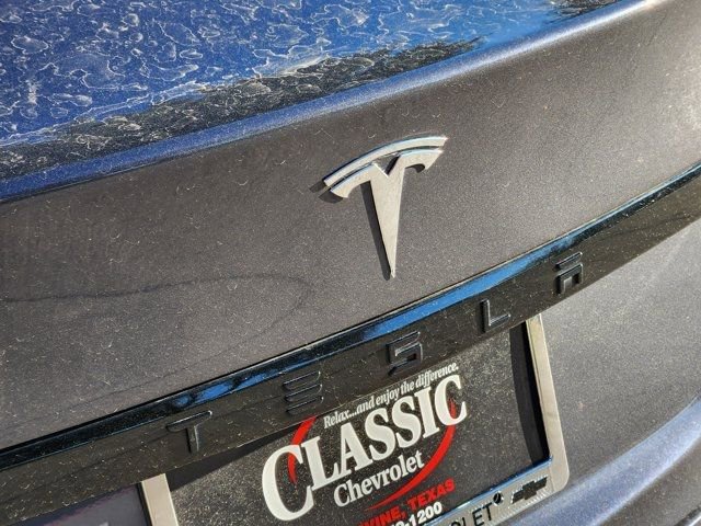Used 2022 Tesla Model S image 8