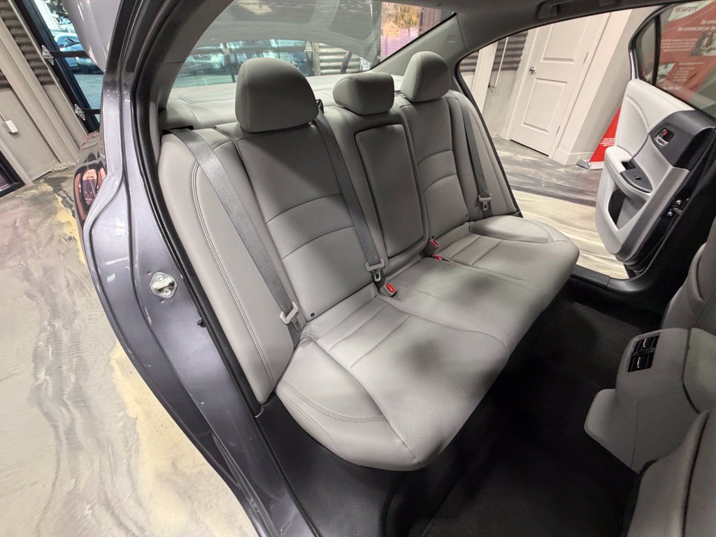 Used 2016 Honda Accord EX-L image 6