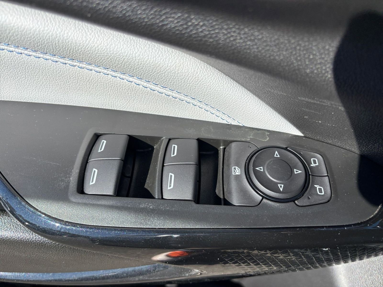 Used 2025 Chevrolet Trax LT image 20