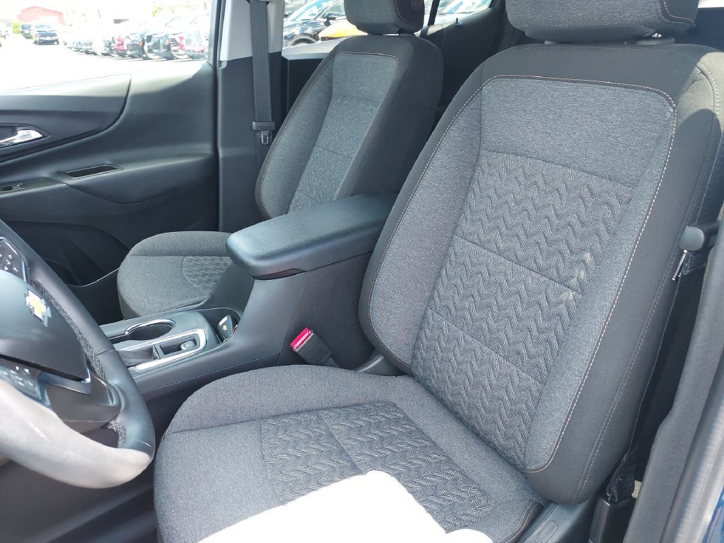 Used 2024 Chevrolet Equinox LT FWD image 17