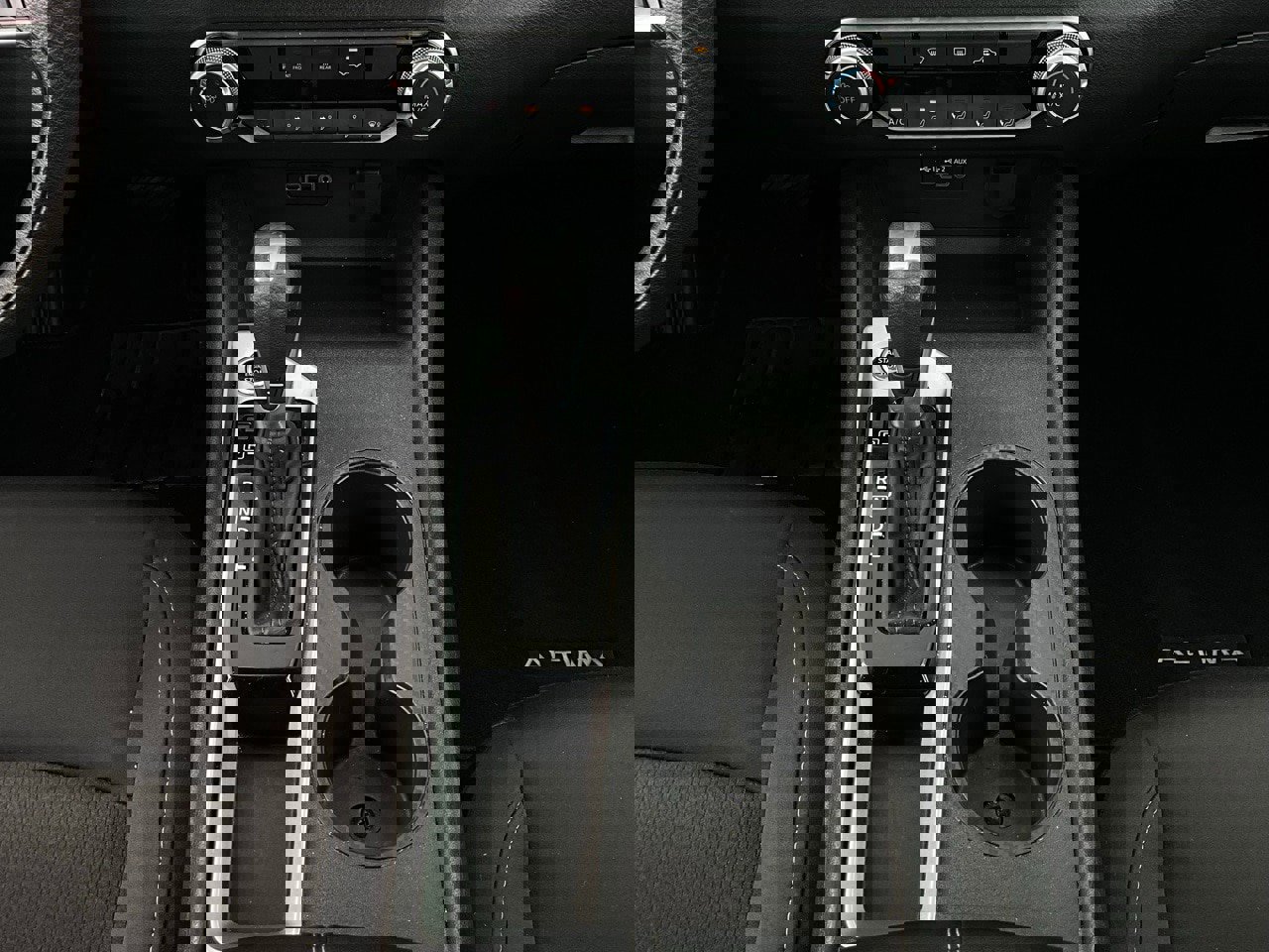 Used 2025 Nissan Altima 2.5 SV image 15