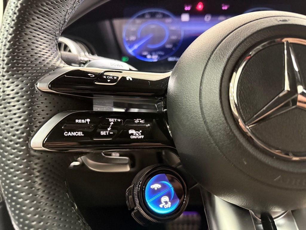 Used 2024 Mercedes-Benz EQE AMG 4MATIC SUV image 33