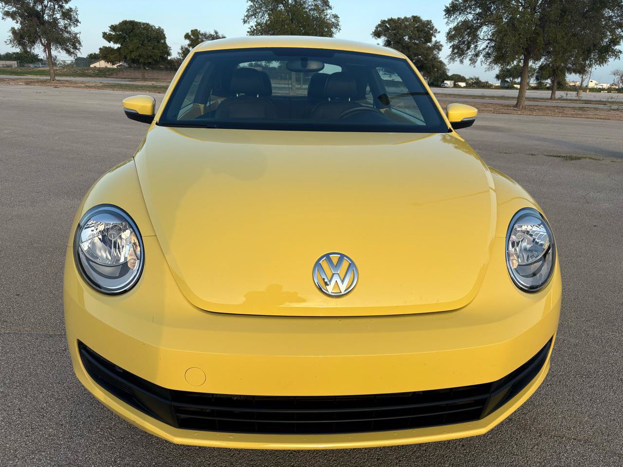 Used 2012 Volkswagen Beetle 2.5 FWD image 38
