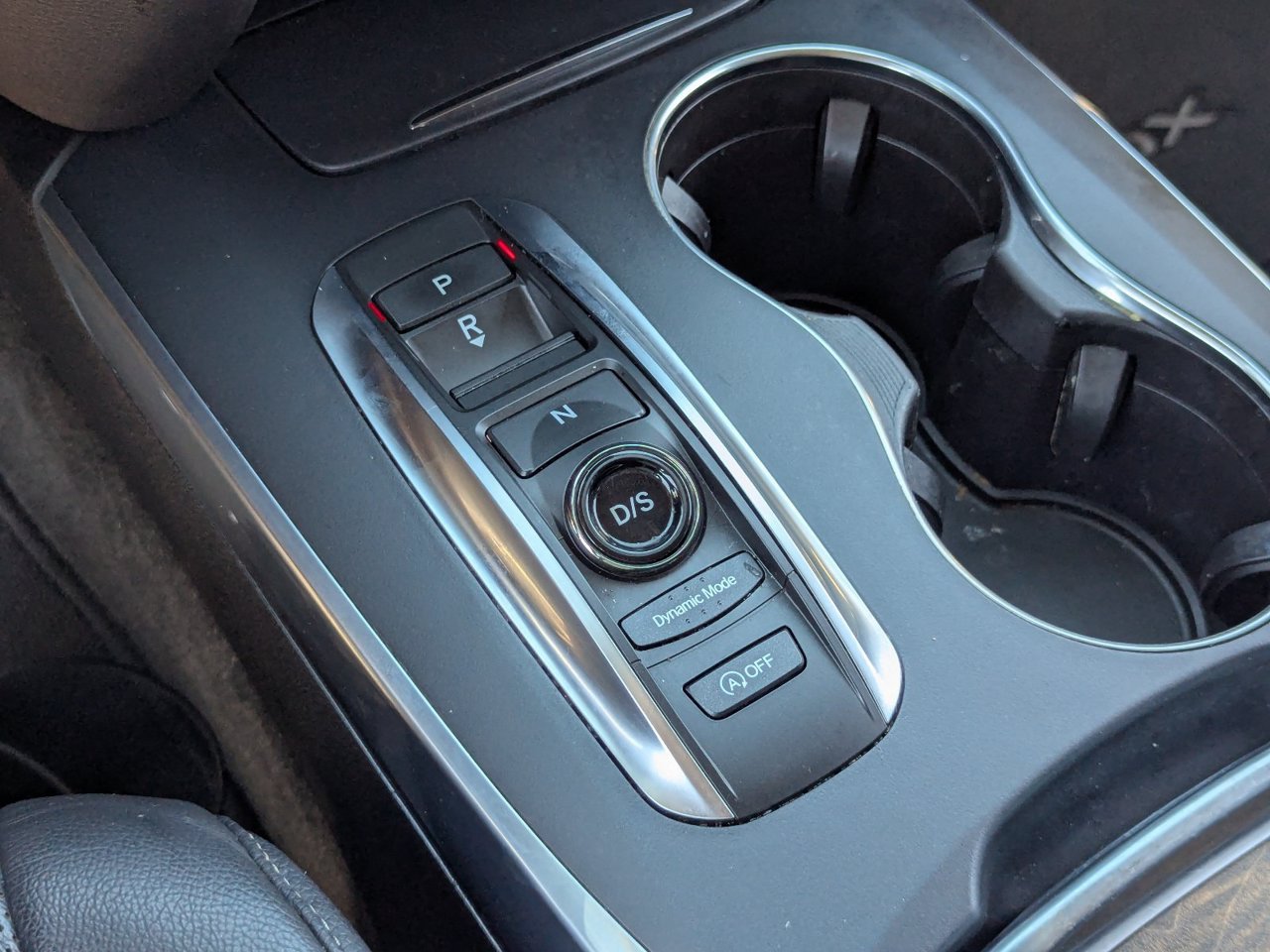 Used 2020 Acura MDX w/ Technology Package FWD image 29