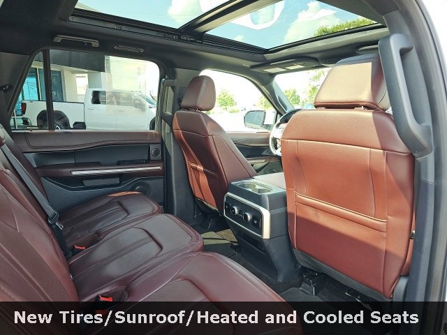 Used 2023 Ford Expedition Max Limited image 34