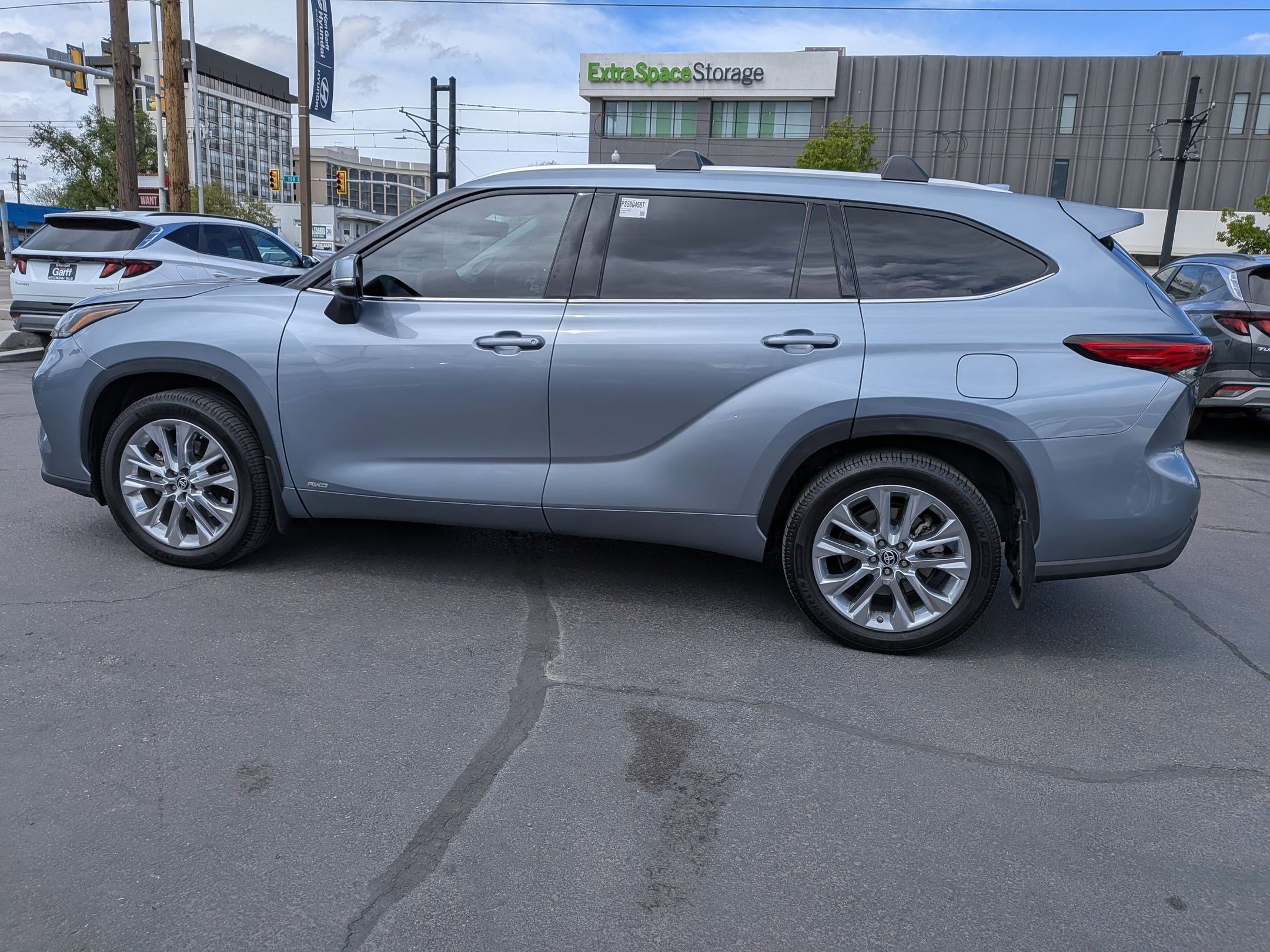 Used 2023 Toyota Highlander Limited AWD/4WD image 8