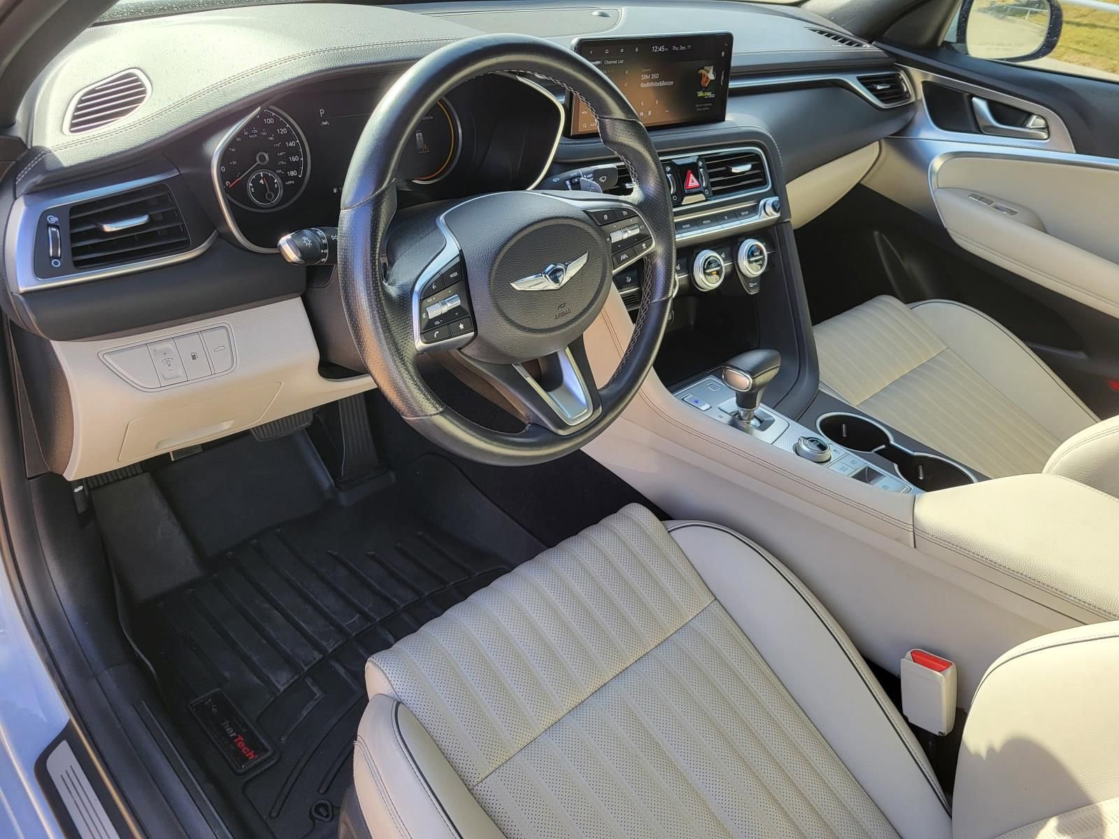 Used 2022 Genesis G70 3.3T image 22