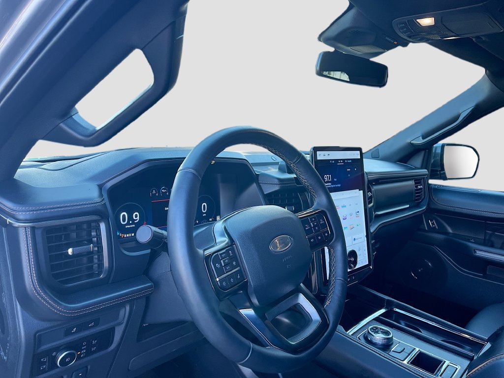Used 2024 Ford Expedition Platinum RWD image 9