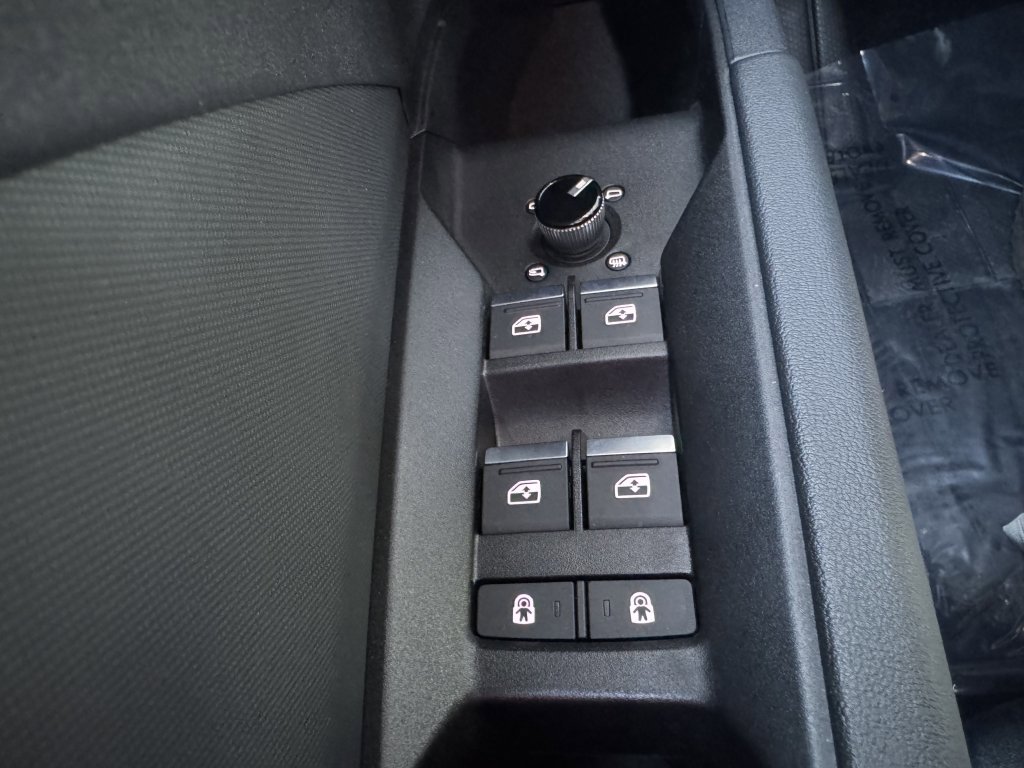 Used 2022 Audi Q4 e-tron Premium Plus w/ Premium Plus image 30