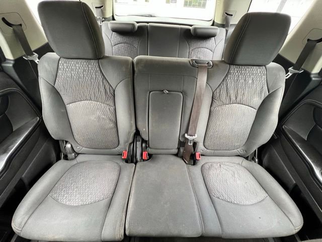 Used 2014 GMC Acadia SLE FWD image 22