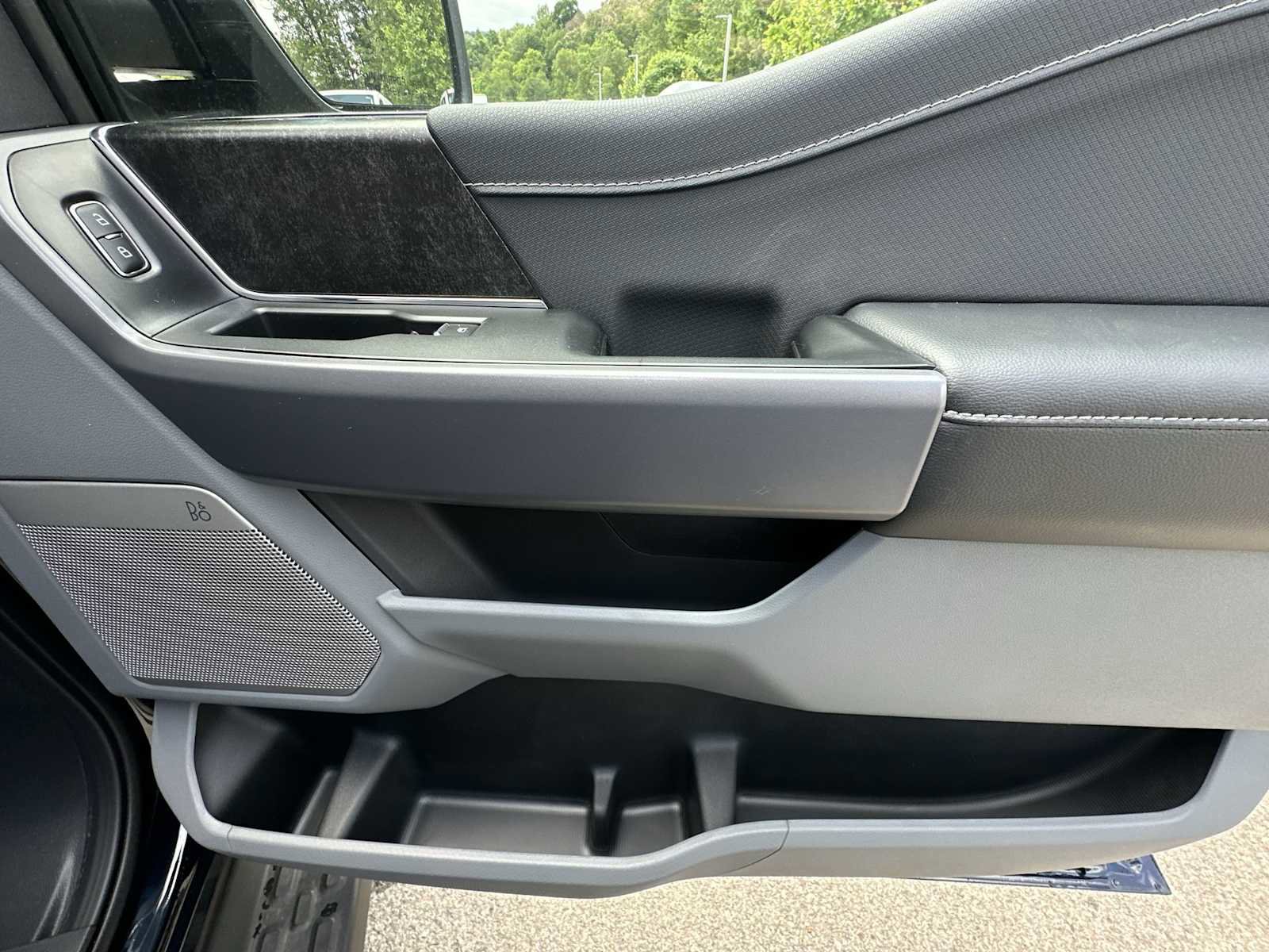 New 2025 Ford F150 Lightning Flash image 23