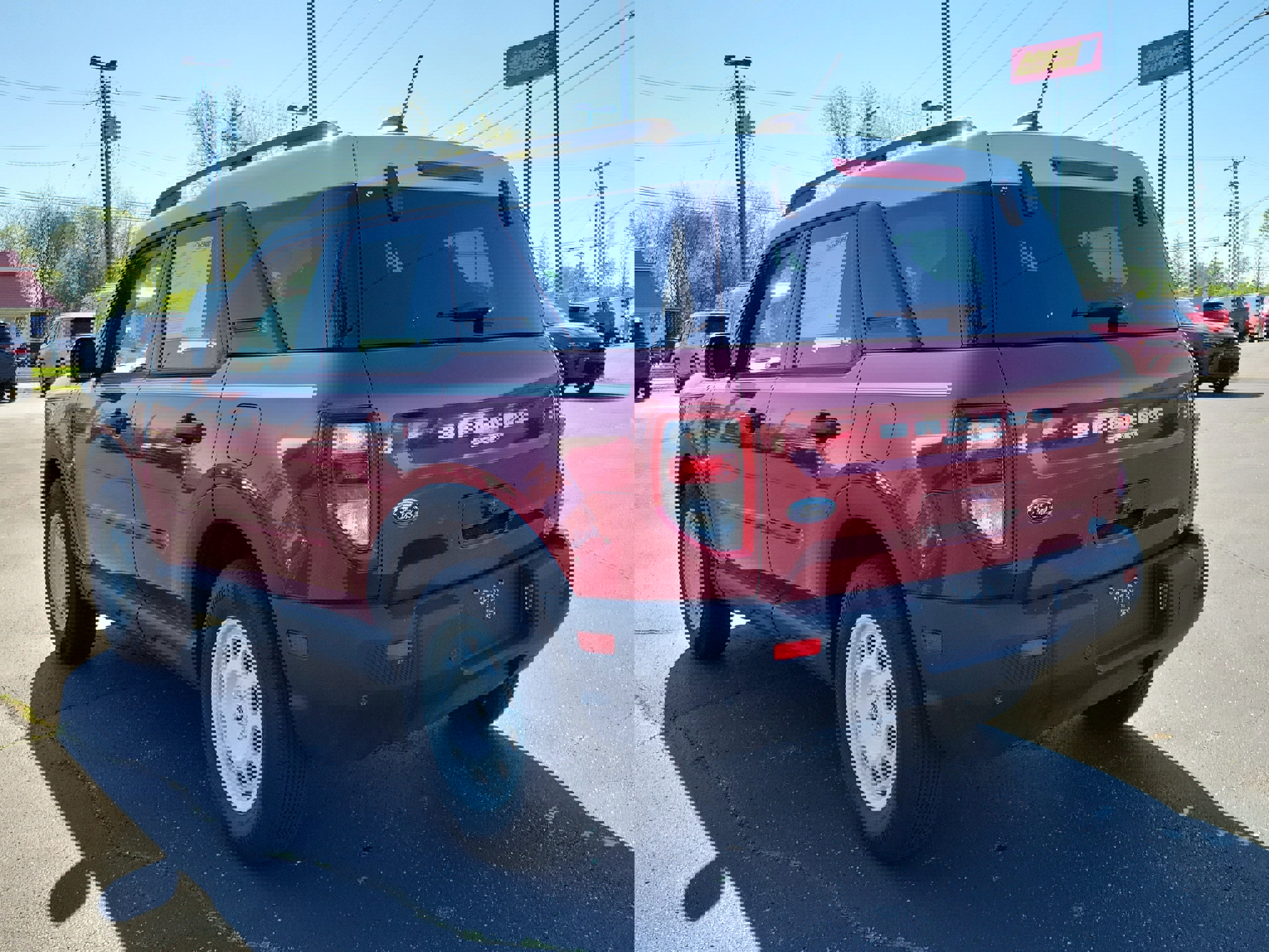 Used 2025 Ford Bronco Sport Heritage w/ Convenience Package image 3