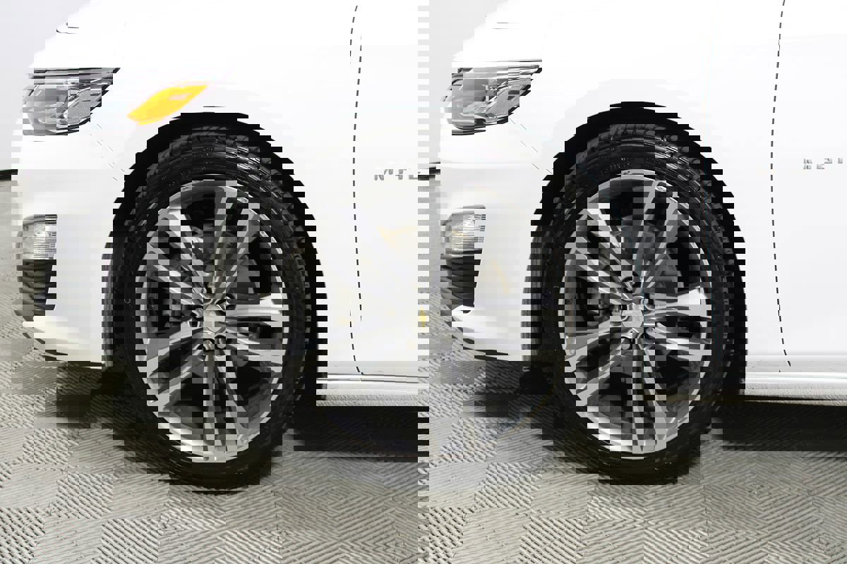 Used 2024 Chevrolet Malibu LT image 28