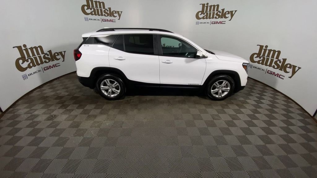 Certified 2023 GMC Terrain SLE w/ Driver Convenience Package image 9